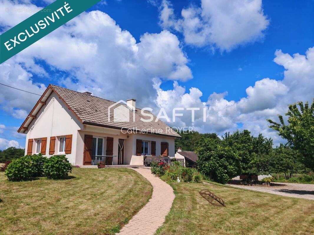 Photo 1 - Maison à LA CHAPELLE-SAINT-SAUVEUR