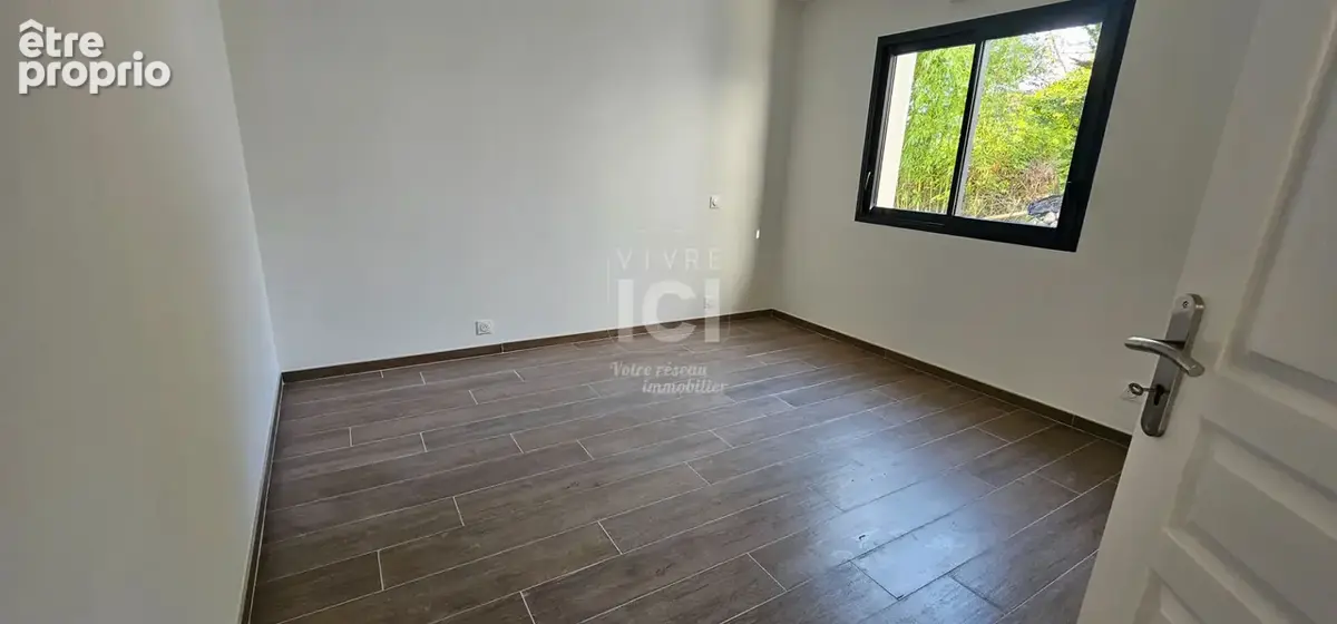Maison - 112m² - Sainte Luce Sur Loire - Plain pied - photo 9