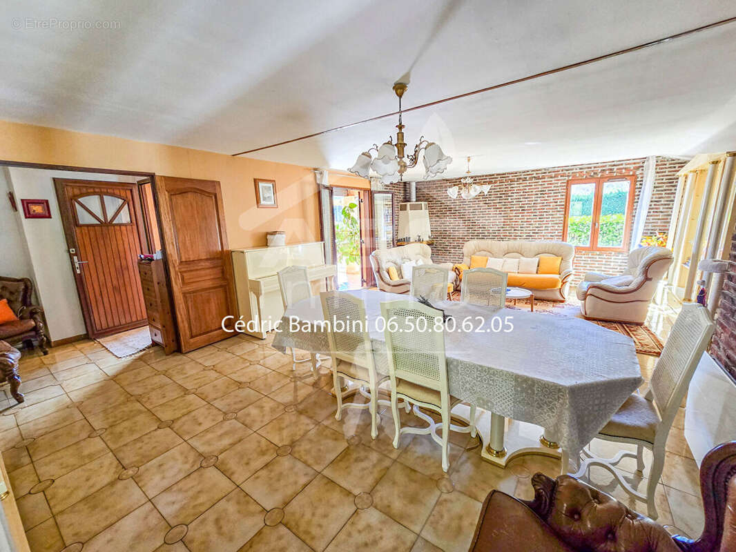 Maison à SAINT-MAXIMIN-LA-SAINTE-BAUME