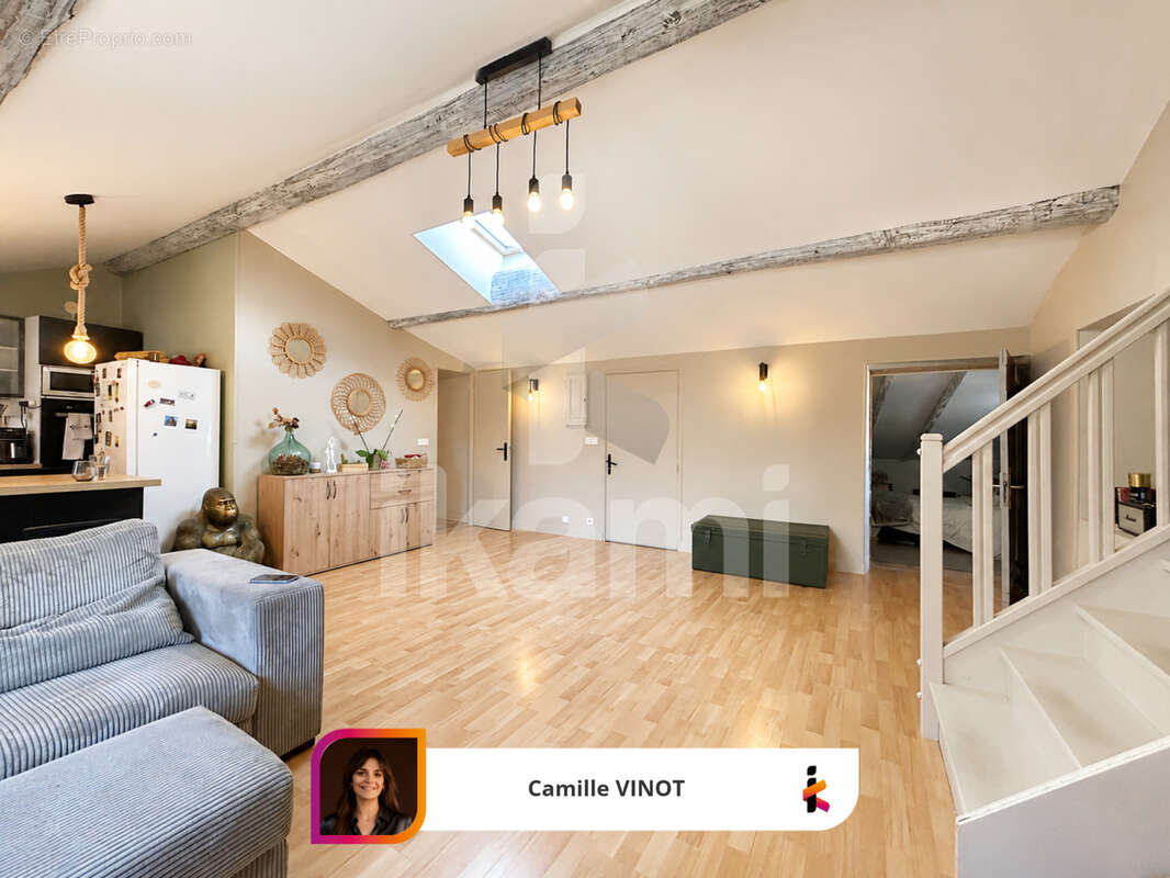Appartement T3 sous les toits, confort et modernité, à venir découvrir ! - photo 2