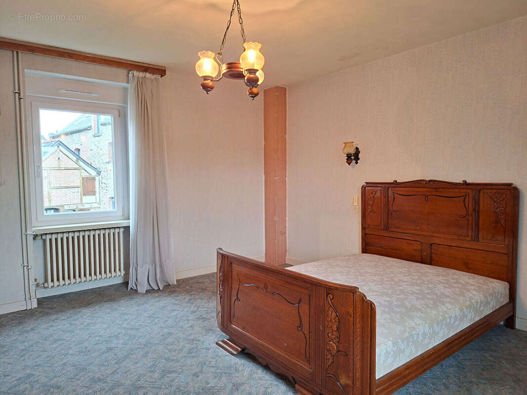 Maison à LA GUERCHE-DE-BRETAGNE