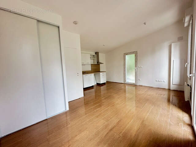 Appartement à DREMIL-LAFAGE