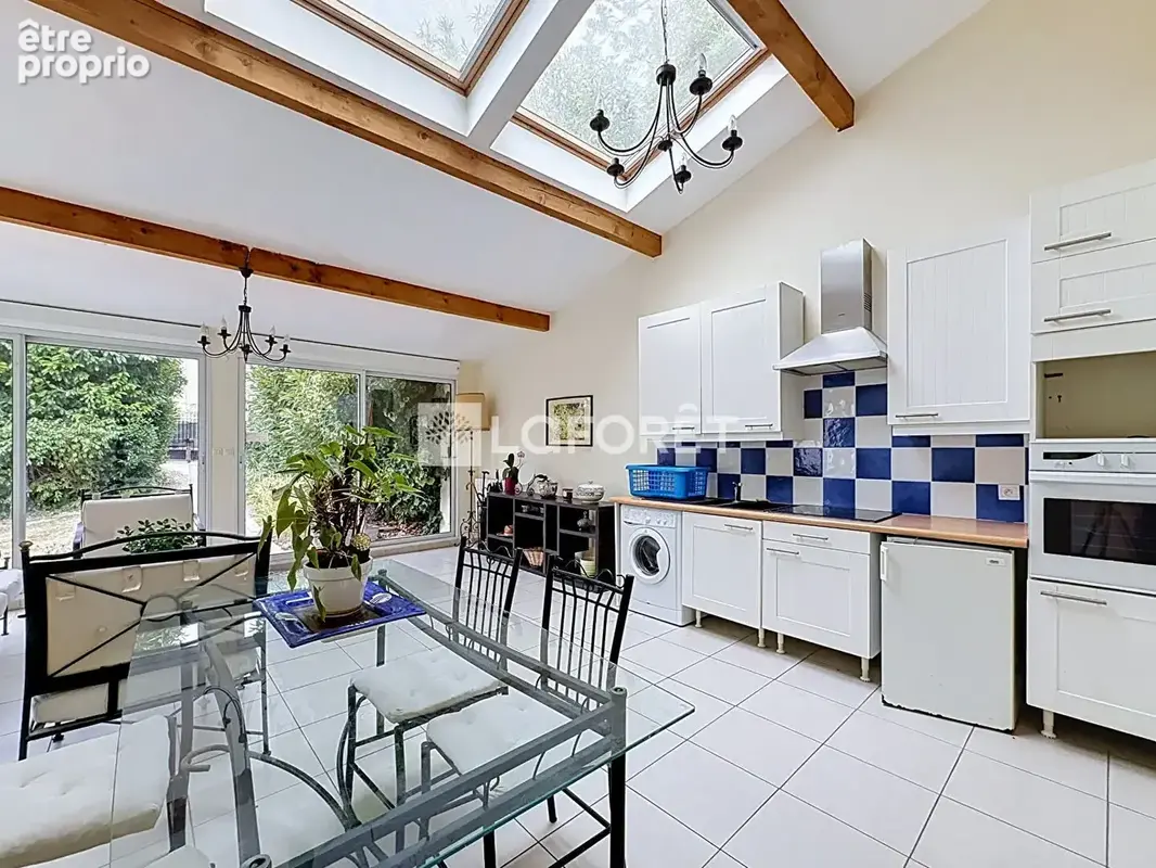 Suresnes / mont-valérien  maison familiale / 257 m² / terrain 650 m² - photo 4