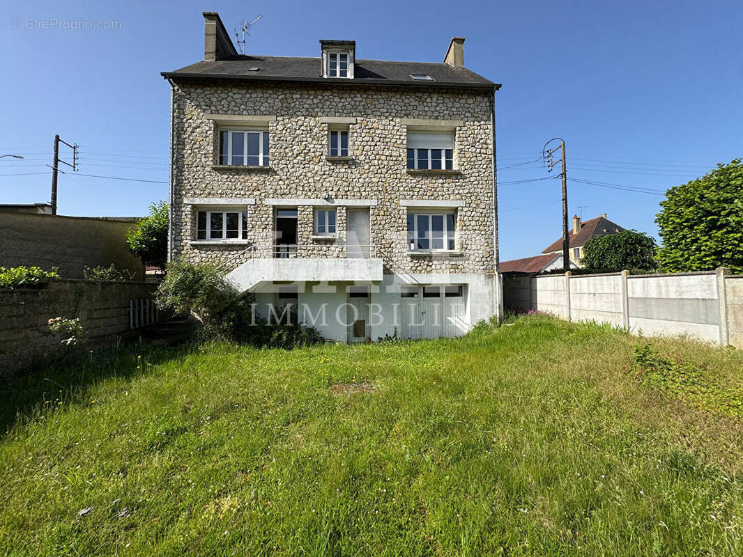 Maison à MORTAGNE-AU-PERCHE