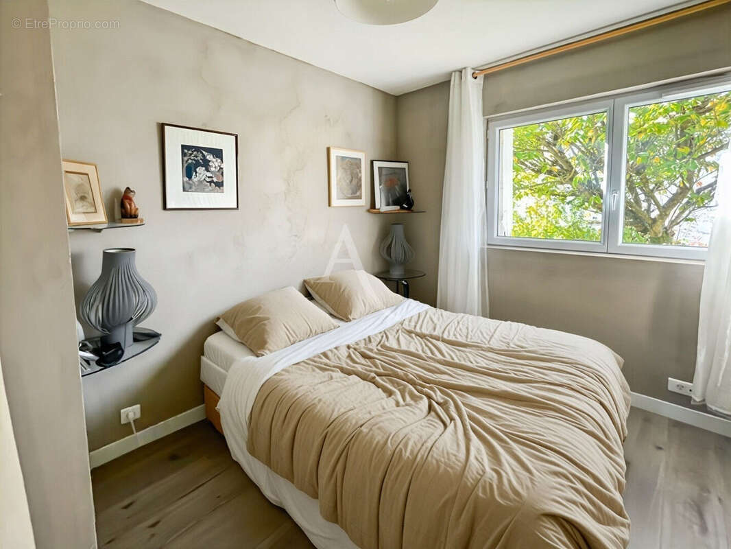 Maison à OZOUER-LE-VOULGIS