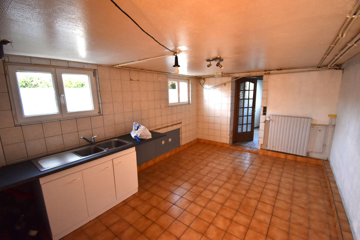 Maison à SAINT-LOUP-SUR-SEMOUSE