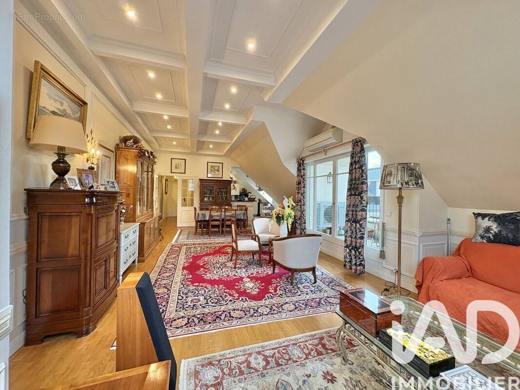 Photo 1 - Appartement à VERSAILLES