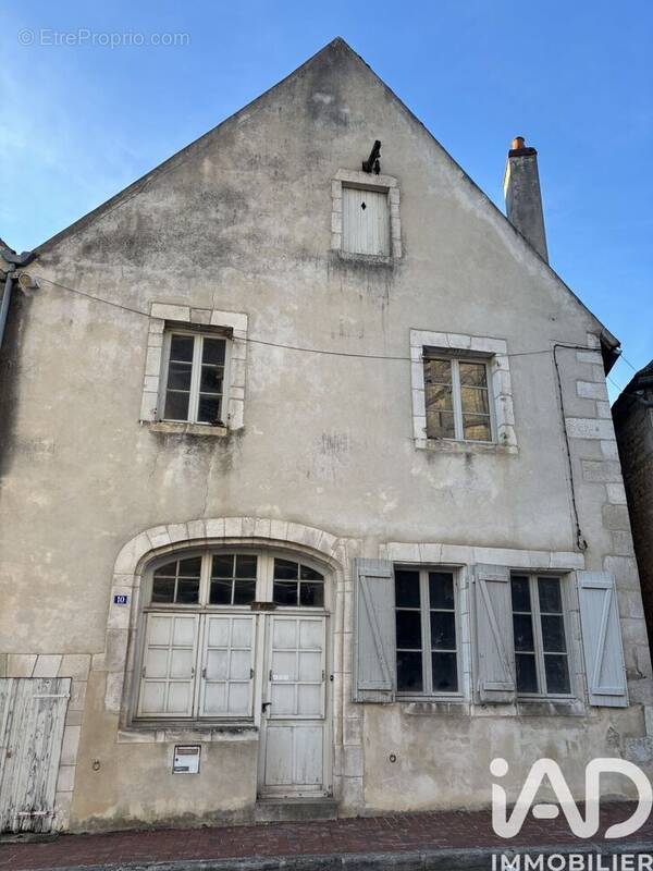 Photo 1 - Maison à SAINT-BRIS-LE-VINEUX