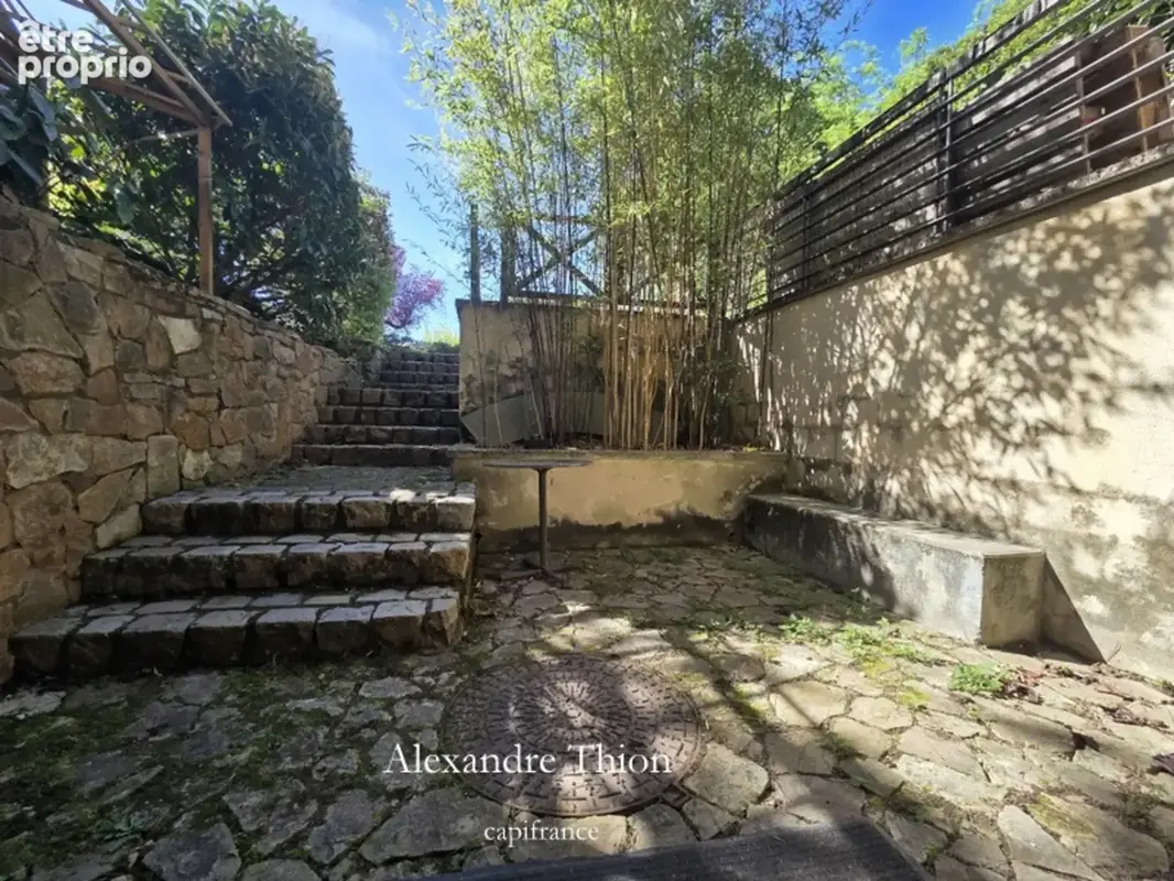 Maison à vendre 11 pièces CALUIRE ET CUIRE (69) - photo 23