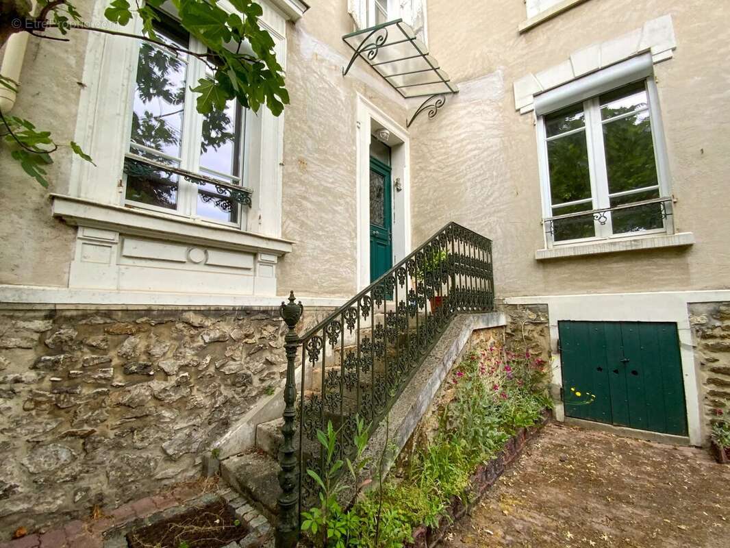 Maison à LE RAINCY