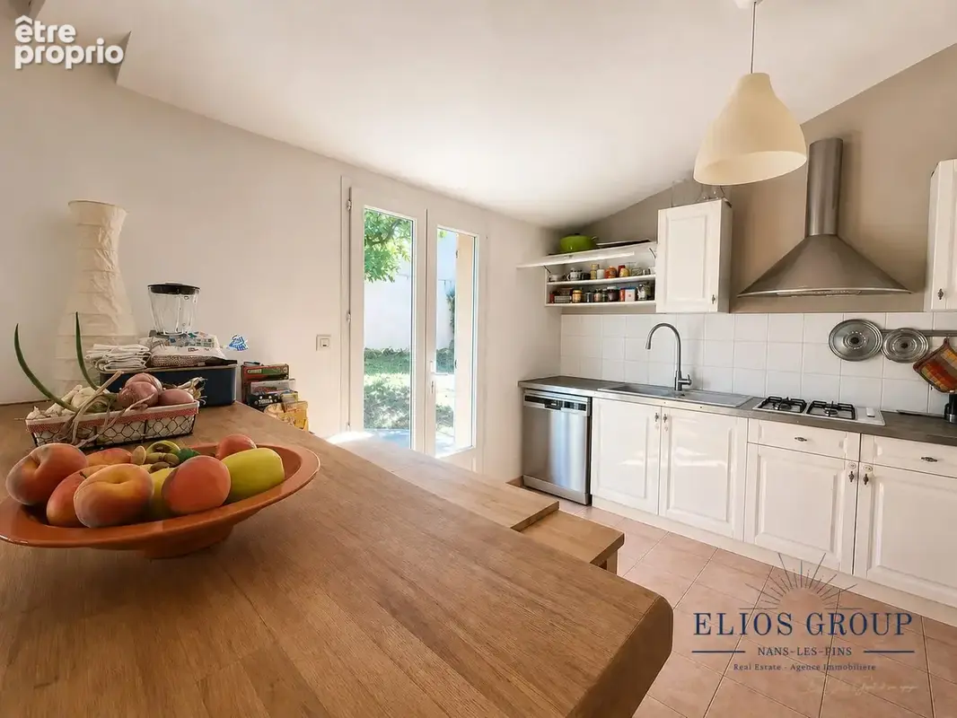 Maison 5 pièces 111 m² à vendre à Saint-Maximin-La-Sainte-Baume (83470) - photo 9