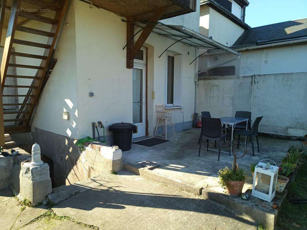 Maison à CHATEAU-RENAULT