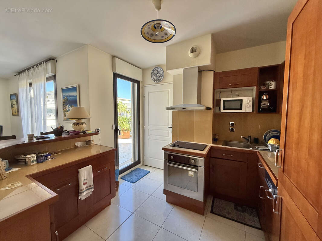 Appartement à HYERES