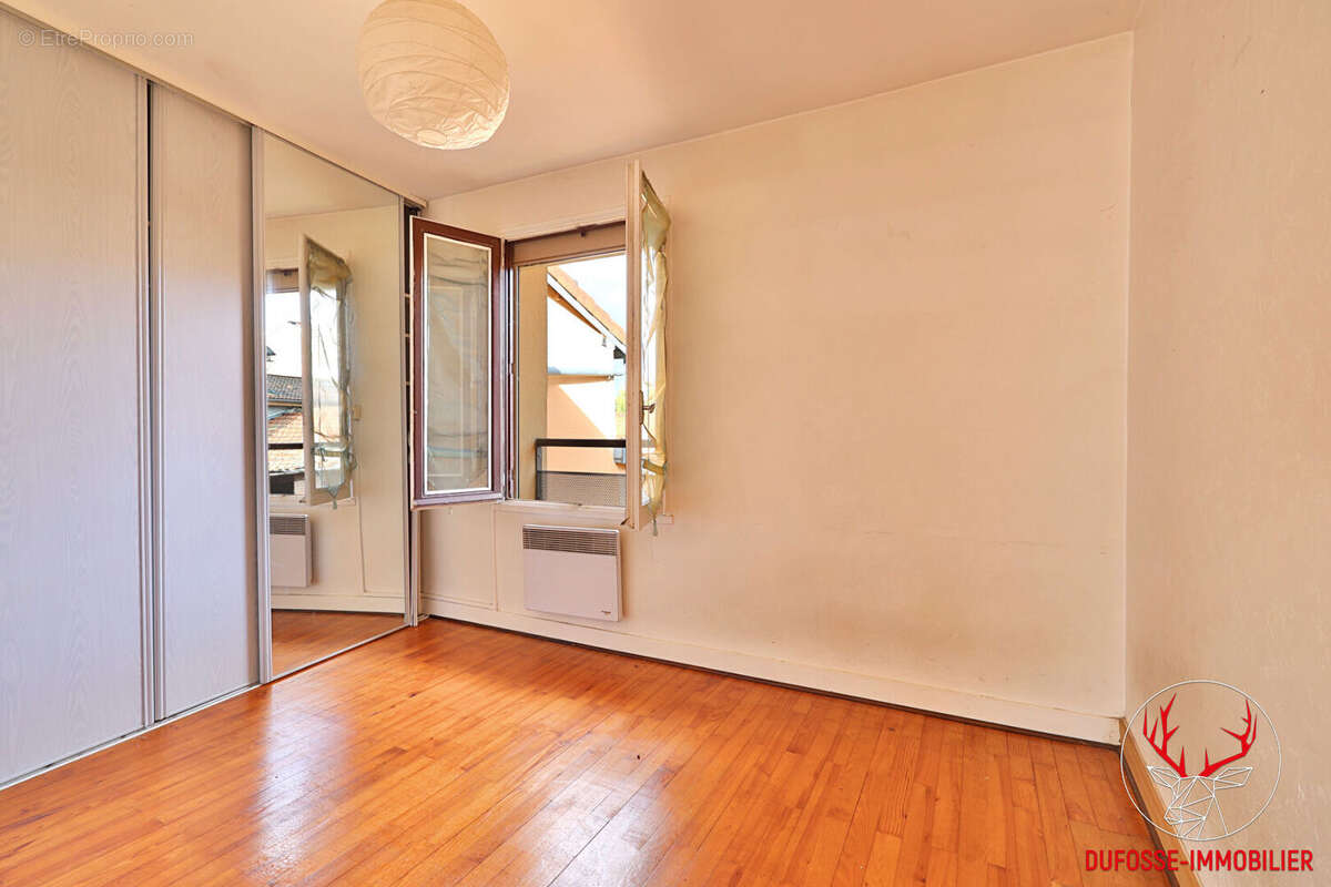 T2 dernier étage avec terrasse 14 m² - photo 5