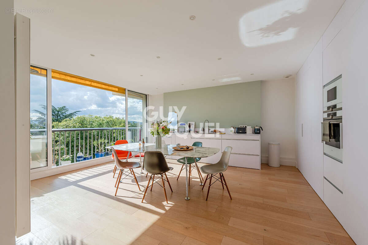 Appartement à LYON-4E