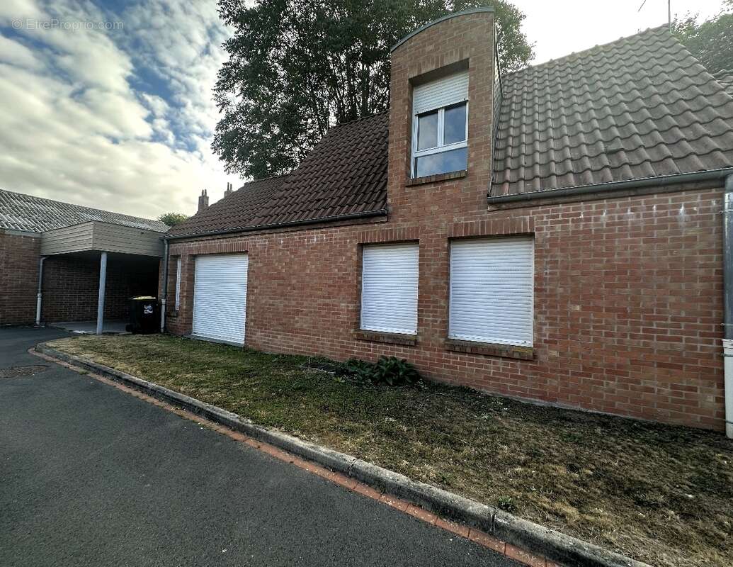 Appartement 564 m² à Gondecourt  - photo 6
