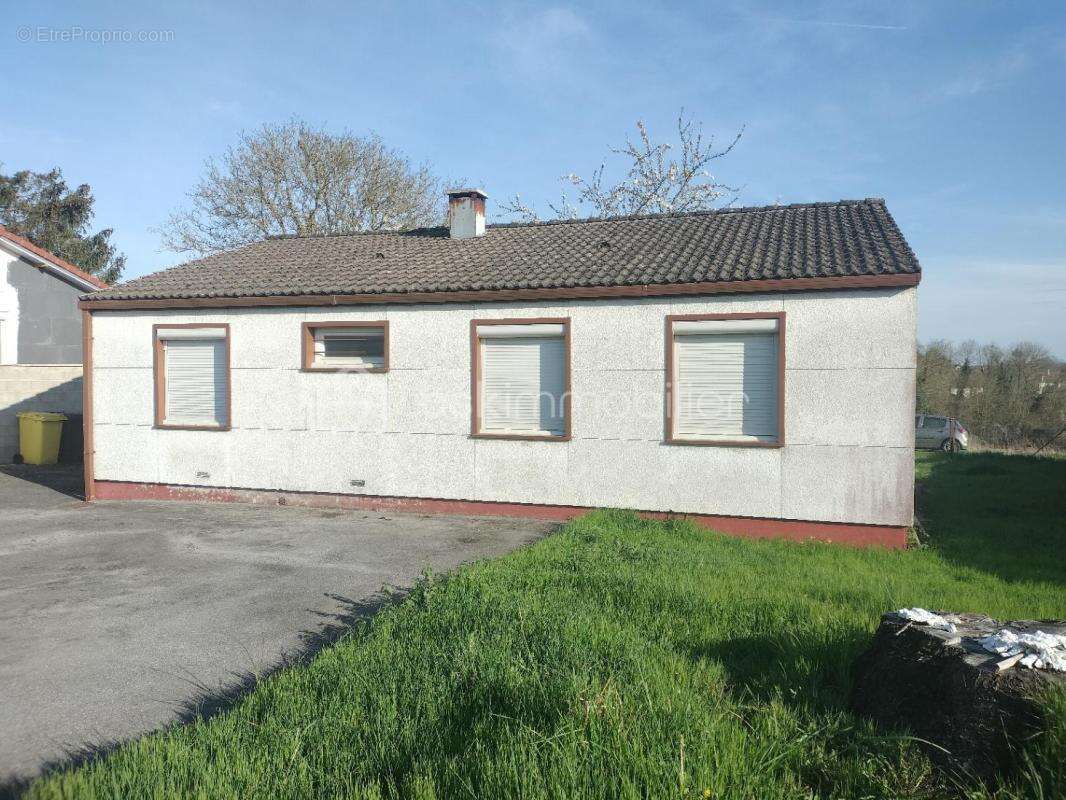 Maison à SAINT-LEU-D&#039;ESSERENT