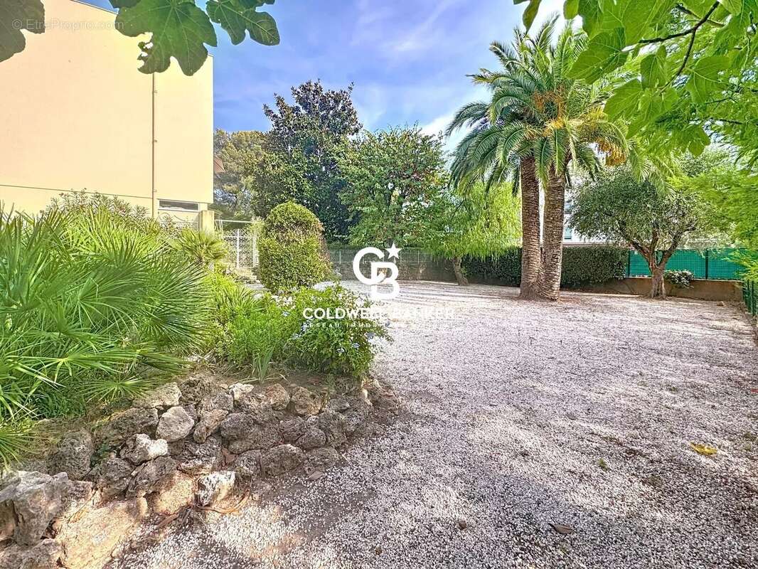 Appartement à SAINT-RAPHAEL