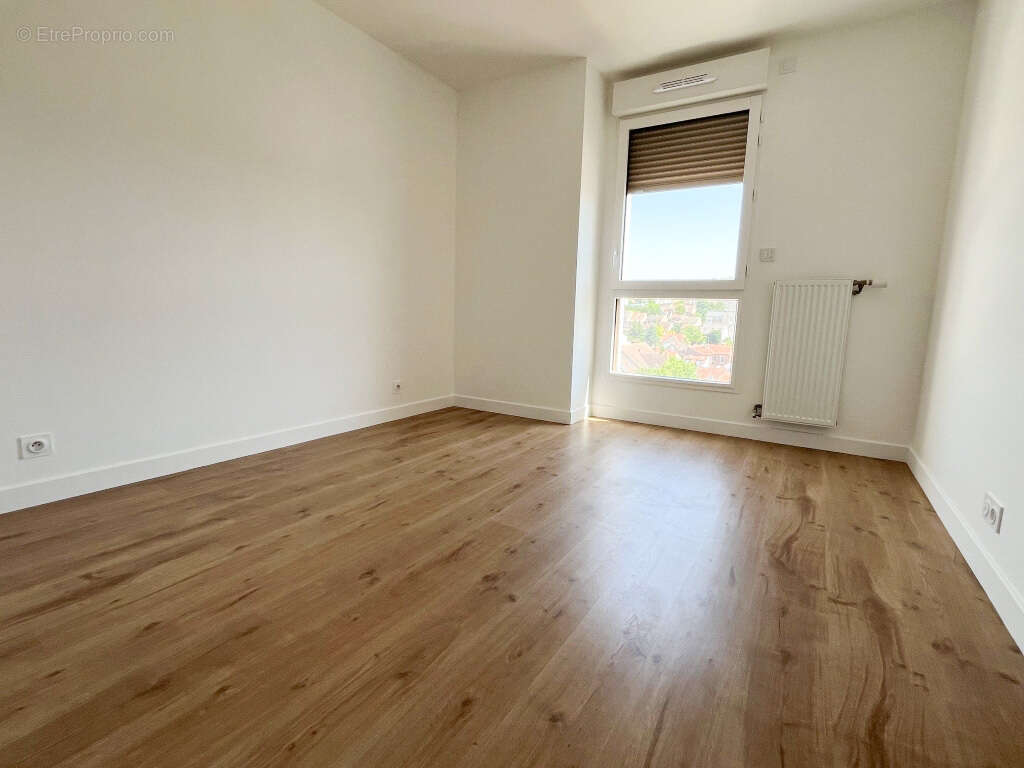 Appartement à RUEIL-MALMAISON