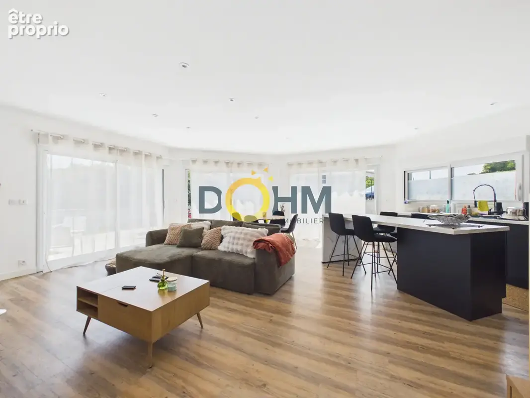 À vendre sur la commune de Fay-la-Triouleyre, belle maison  t5 d’environ 130 m2 récemment rénovée - photo 4