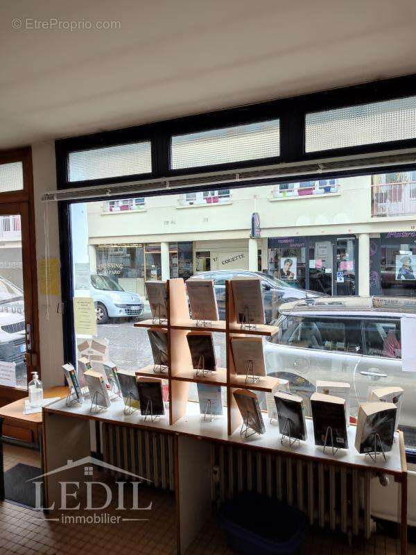 Commerce à LANNEMEZAN