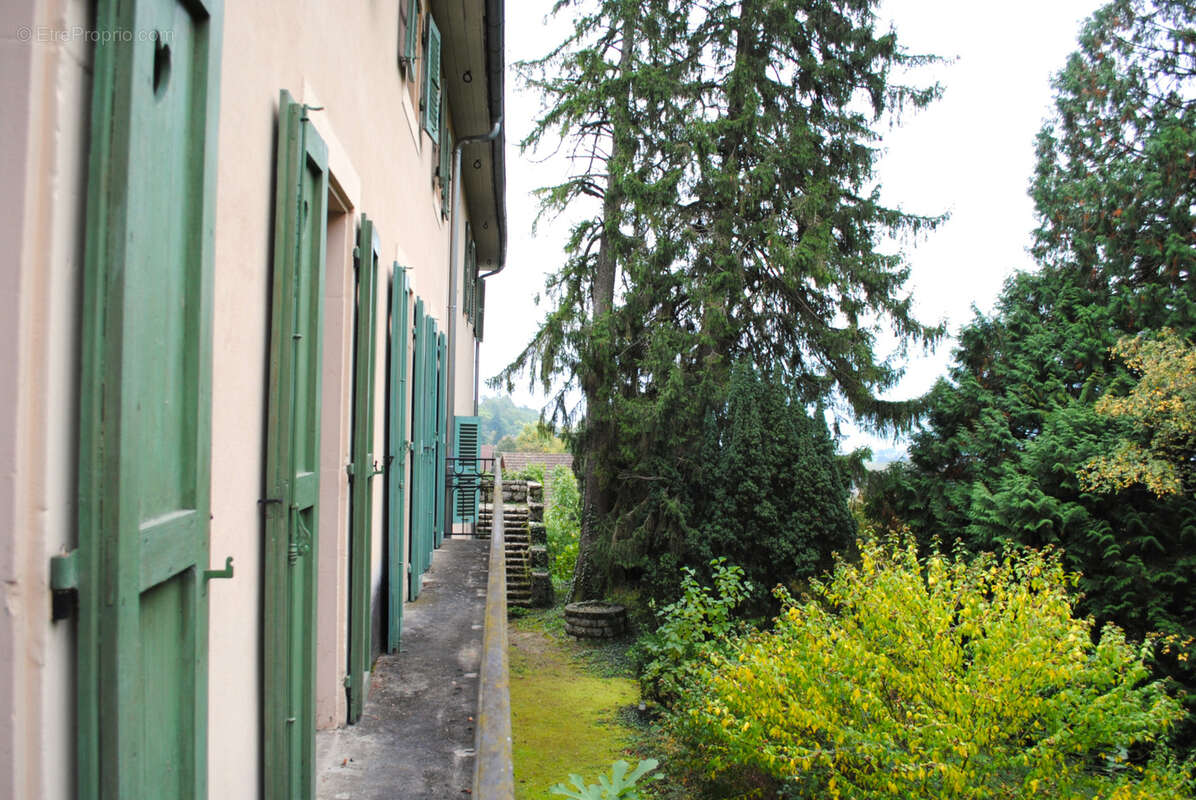 Maison à CHINDRIEUX