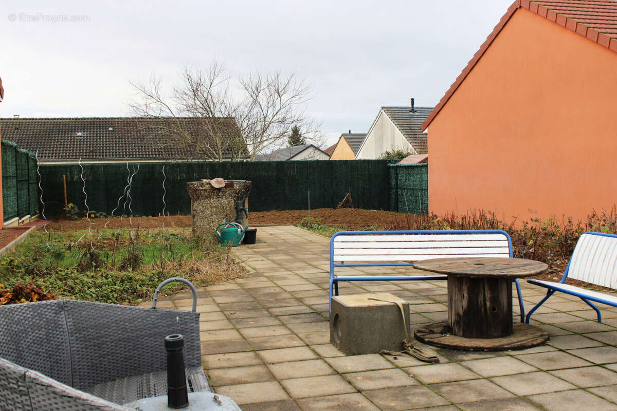 Maison à MARS-LA-TOUR