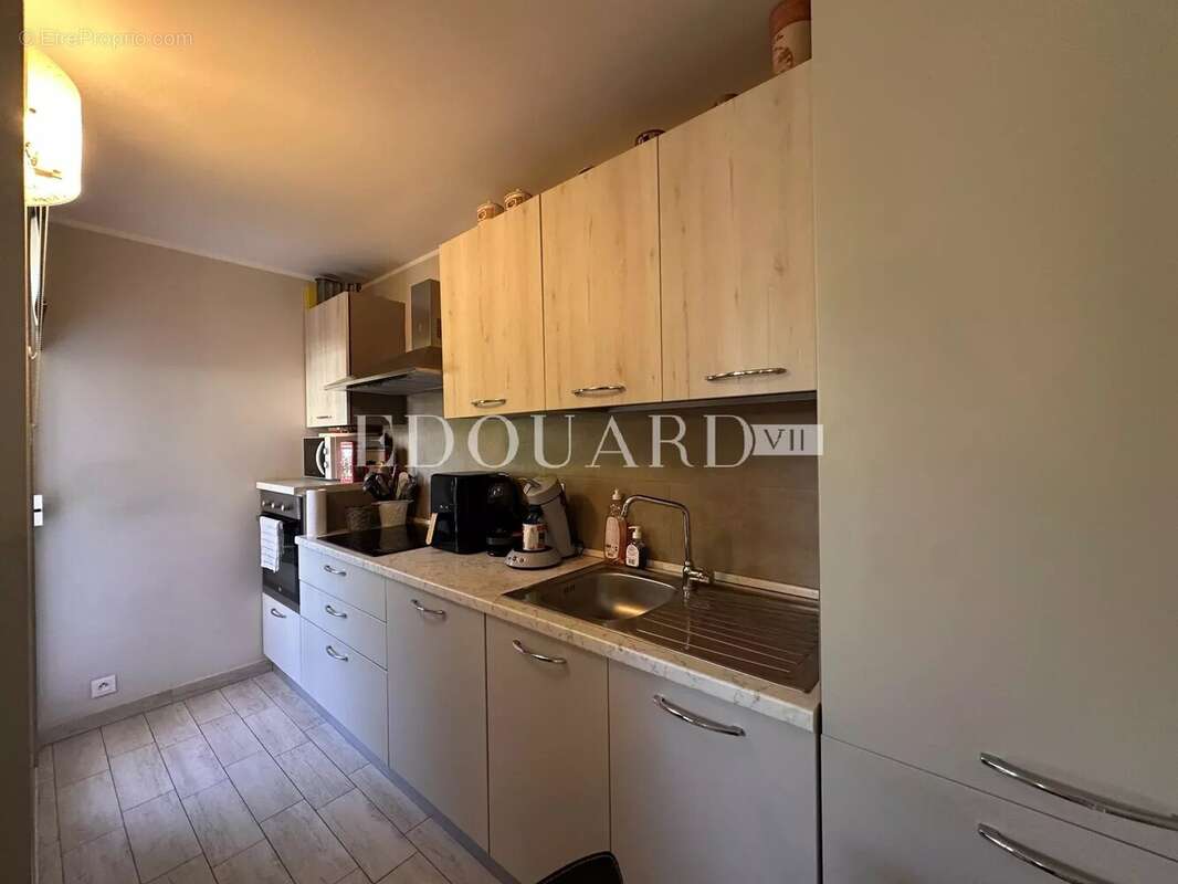 Appartement à ROQUEBRUNE-CAP-MARTIN