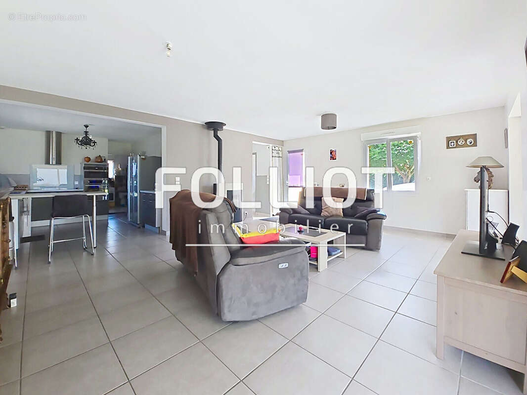 Maison à COUDEVILLE-SUR-MER