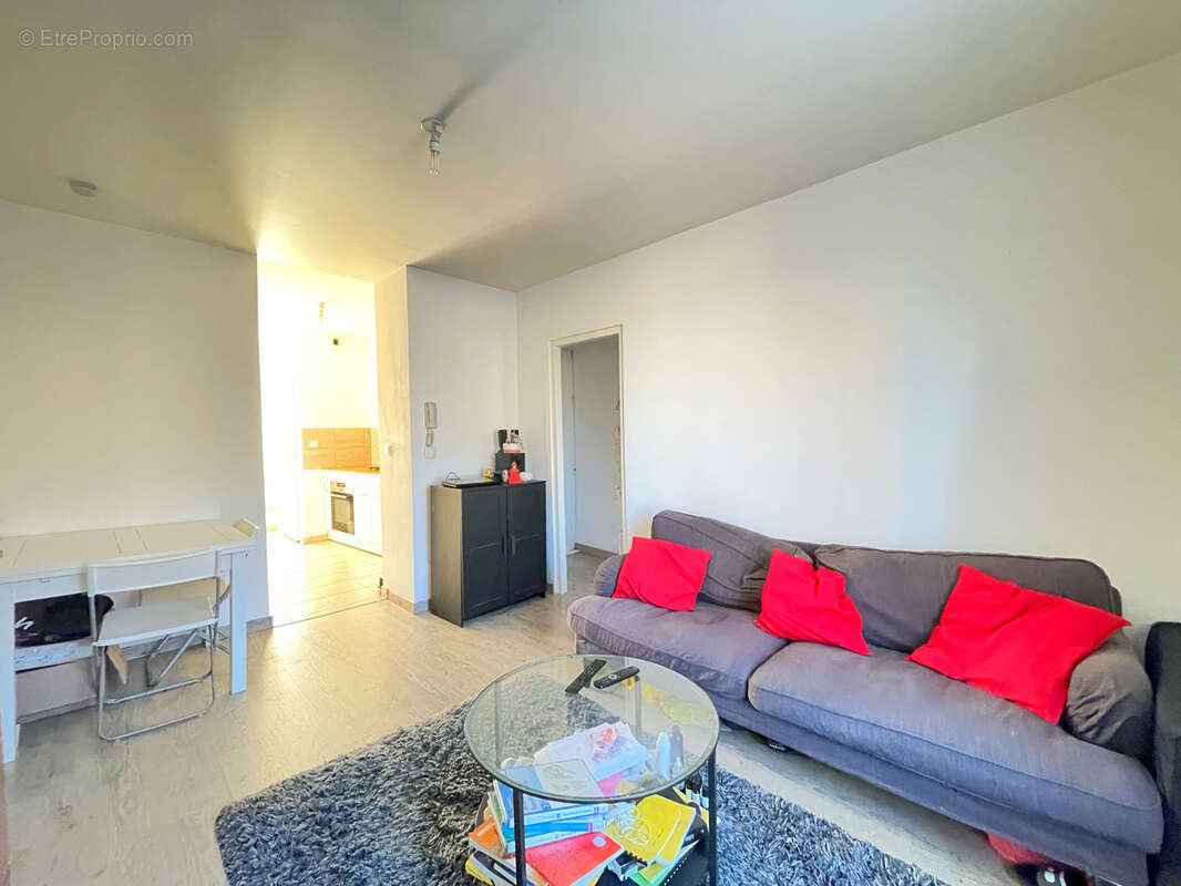 Appartement à OULLINS