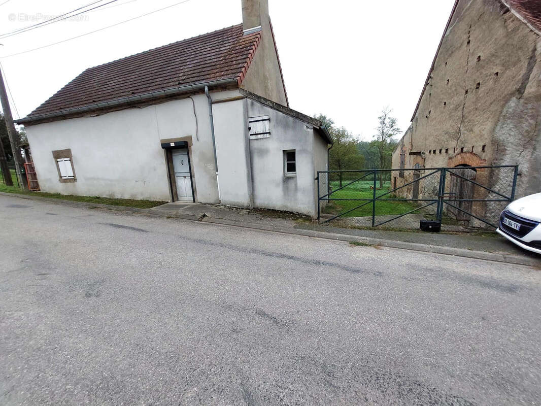 Maison à TOULON-SUR-ALLIER