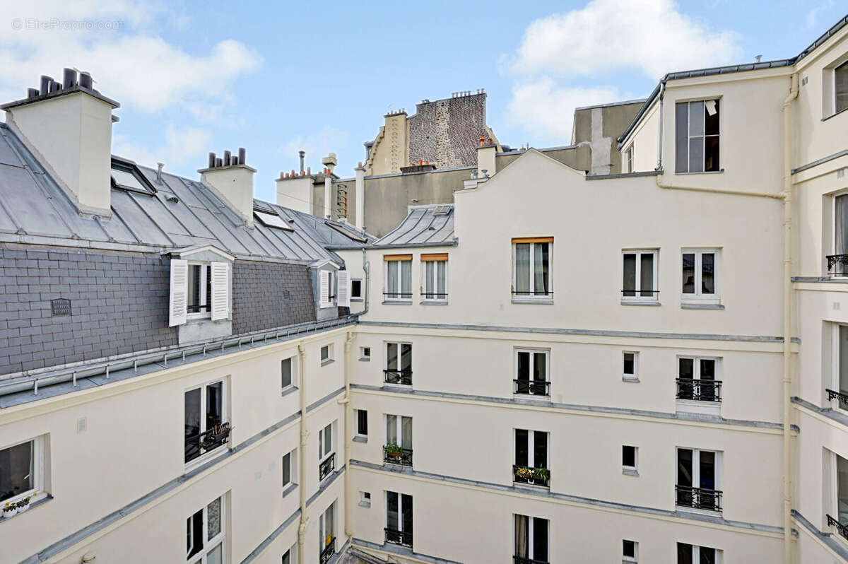 Appartement à PARIS-10E