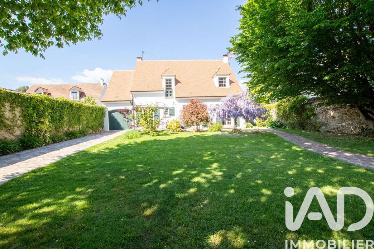 Photo 2 - Maison à BALLAINVILLIERS