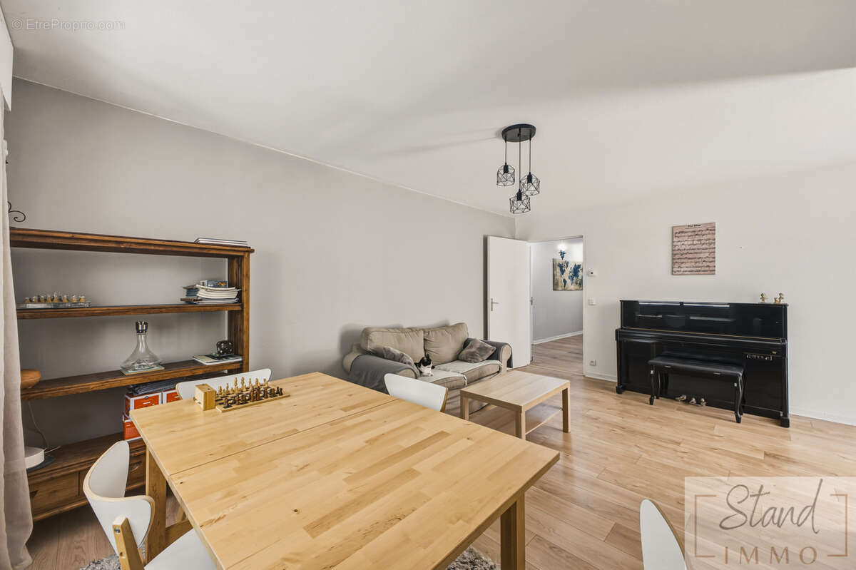 Appartement à MARSEILLE-6E