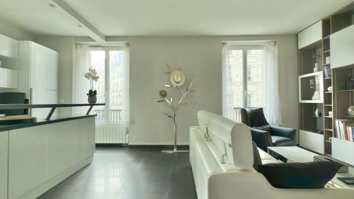 Appartement à PARIS-9E