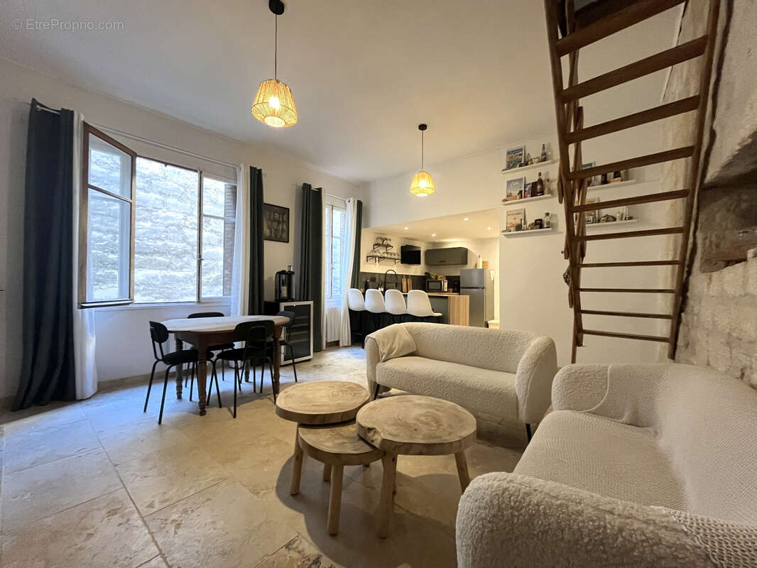 Appartement à BEAUCAIRE