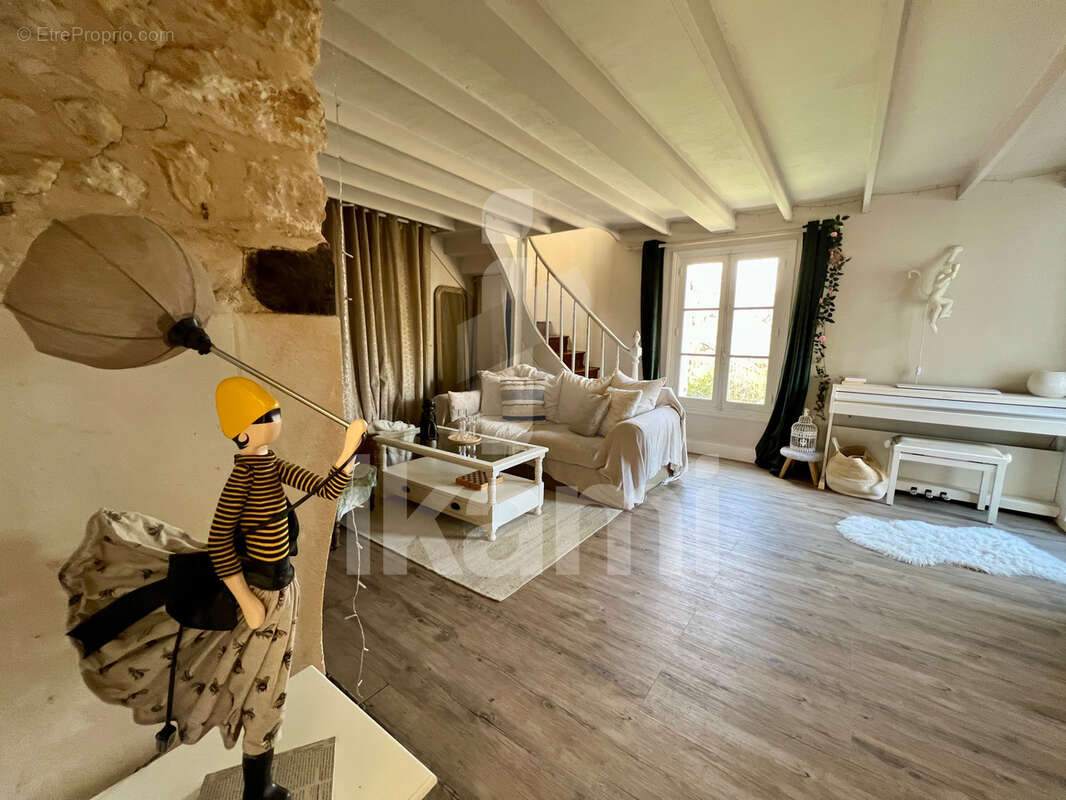 Maison à QUEYSSAC