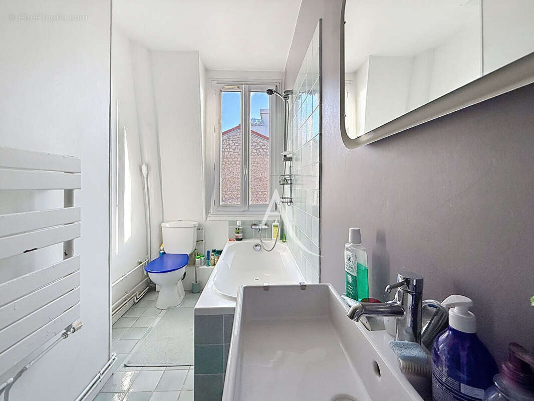 Appartement à PARIS-19E