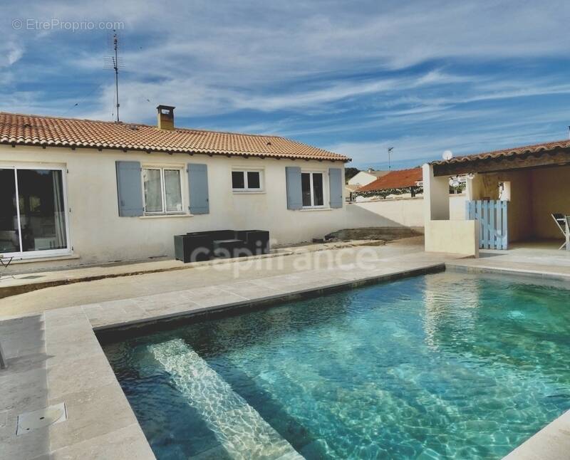 Maison à SAINT-GILLES