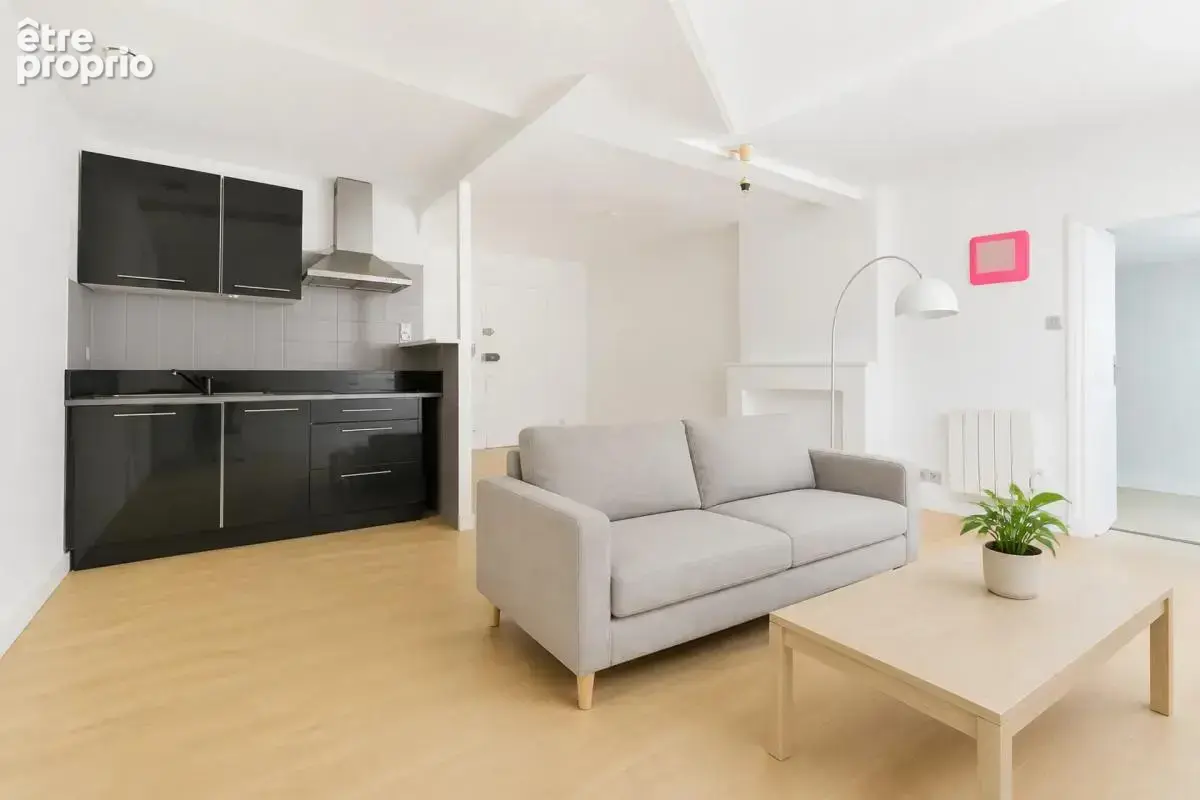 T2 de 33 m²  à Nantes Centre, quartier Kervegan - photo 1