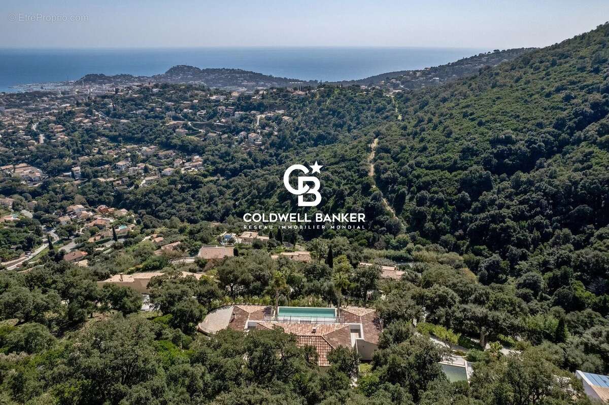 Maison à CAVALAIRE-SUR-MER