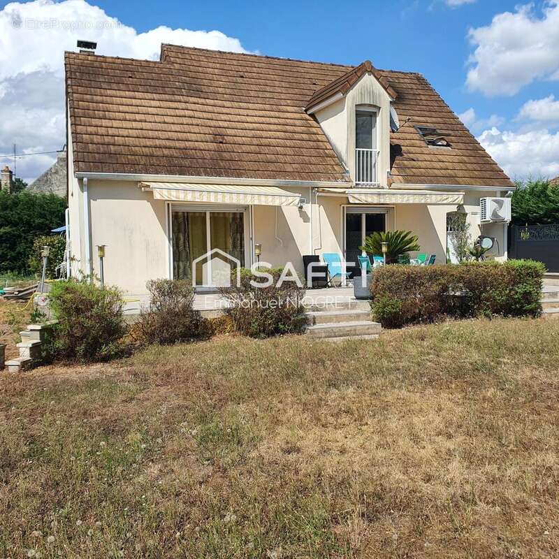 Maison 115 m² à Labruyere  - photo 2