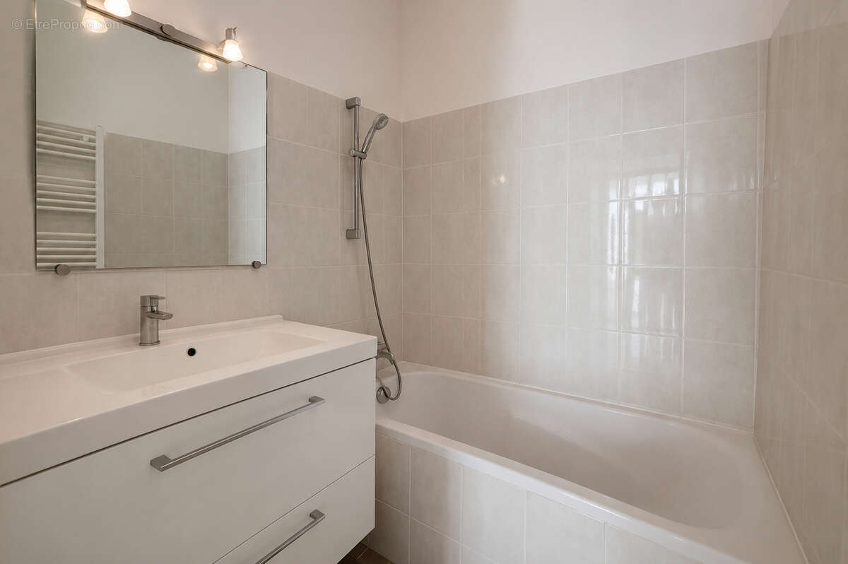 Appartement à SORGUES