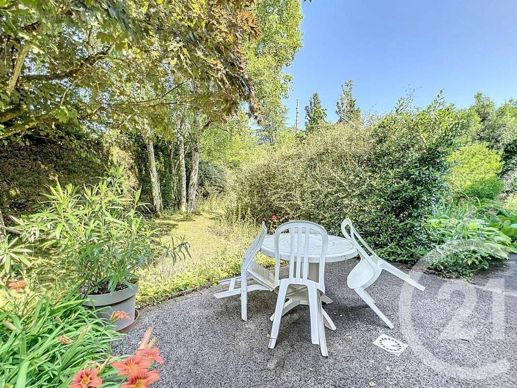 Maison à HAUTEVILLE-LES-DIJON