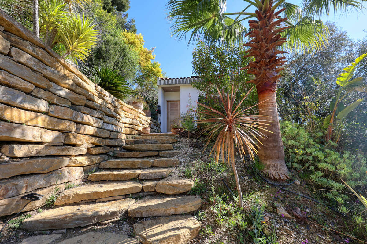 Maison à LA VALETTE-DU-VAR