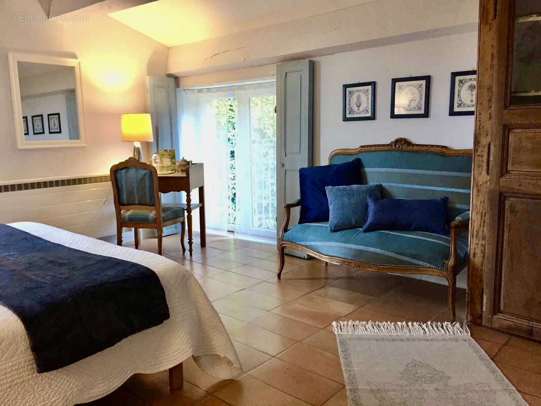 Maison à SUZE-LA-ROUSSE