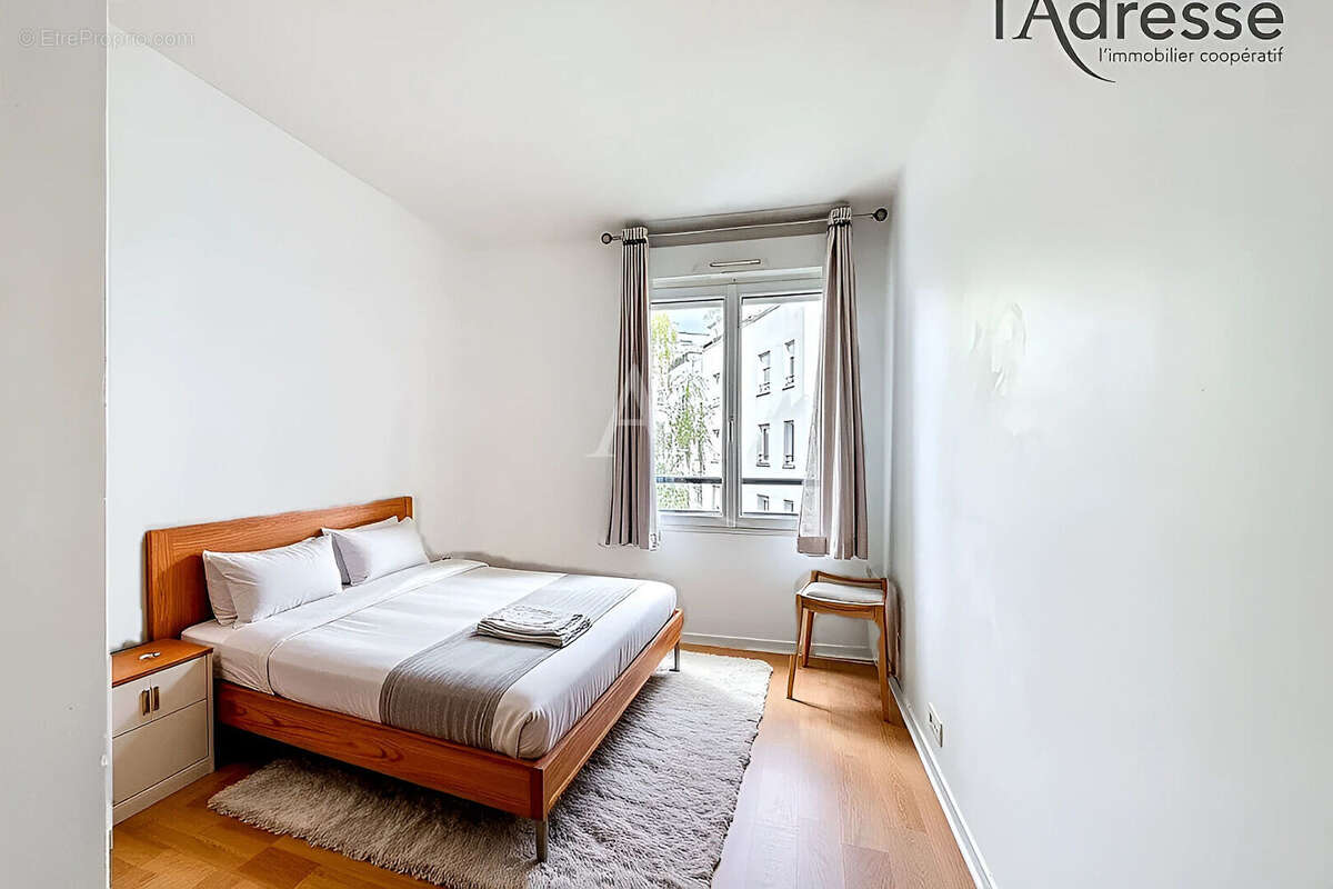 Appartement à SURESNES