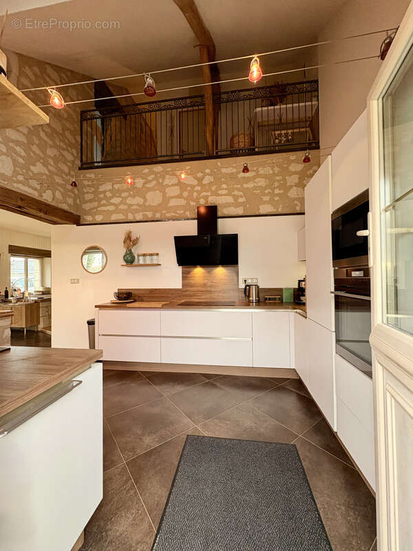 Maison à BEAUFORT-EN-VALLEE