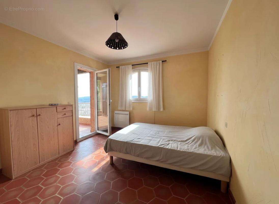 Maison à DRAGUIGNAN