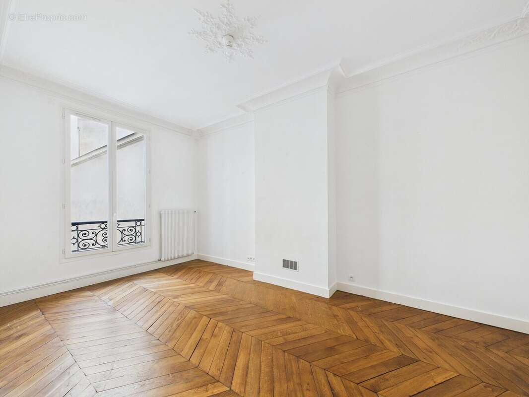 Appartement à PARIS-6E